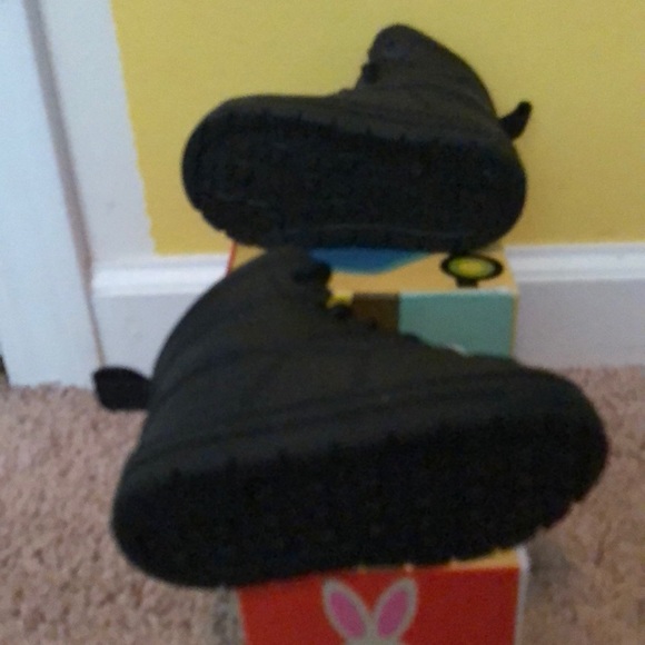 Nike Boots - Picture 3 of 3